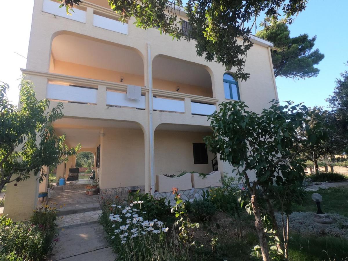 Apartmani Bosiljka Nin Extérieur photo